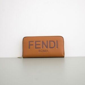[국내배송]펜디 [FEN*DI] 로고 지퍼 카프스킨 장지갑