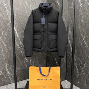 [국내배송]루이비통 24FW 모노그램 다운 패딩 자켓