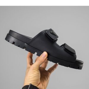 [국내배송]프라다 [PR*ADA] 수입프리미엄급 남성 플립플랍 조리 슬리퍼