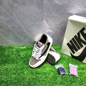 [국내배송]나이키 트레비스 스캇 리버스올리브