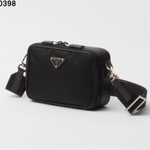 [국내배송]프라다 브리크 리나일론 사피아노 크로스백