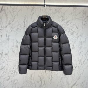 [국내배송]몽클레어 x 크리스토퍼 락시 991 콜라보 구스다운패딩 (최상위버전)