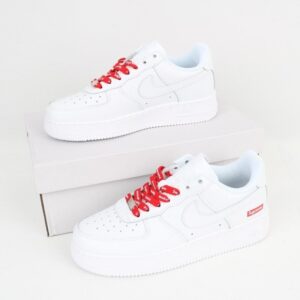 [국내배송]나이키 슈프림 에어포스 1로우 (화이트)