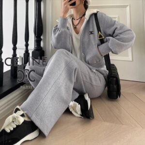 [국내배송]셀린느 자수로고 델라 후드 투피스-기모