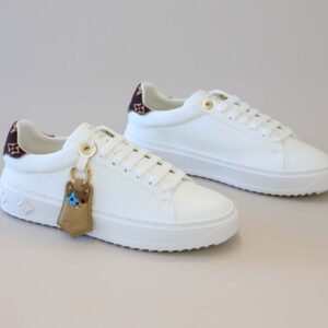 [국내배송]루이비통 [ L.V ] 수입 여성 타임 아웃 스니커즈