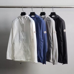 [국내배송]몽클레어 로고와펜 클래식 윈드자켓