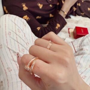 [국내배송]까르띠에 저스트 앵끌루 링(버클큐빅 싱글링)