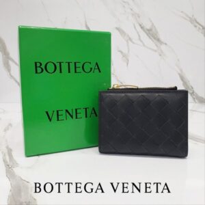 [국내배송]보테가 베네타 인트레치아토 폴더형 반지갑