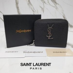 [국내배송]생로랑 모노그램 캐비어 카드지갑