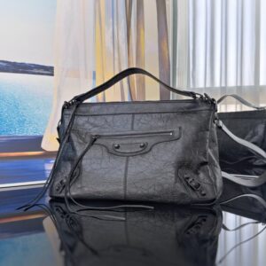 [국내배송]발렌시아가 르 시티 모토백 미듐 블랙