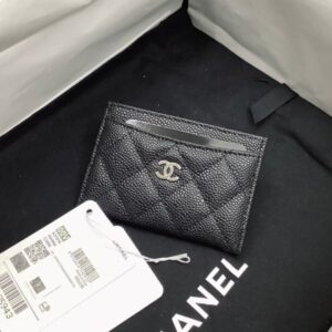 [국내배송]샤넬 클래식 캐비어 카드홀더 블랙 은장 AP0213