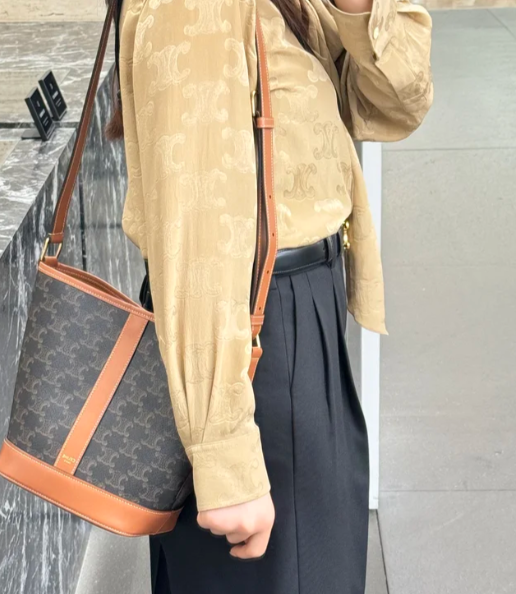셀린느 버킷백 레플리카
