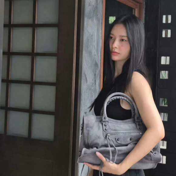 발렌시아가 레플리카 가방